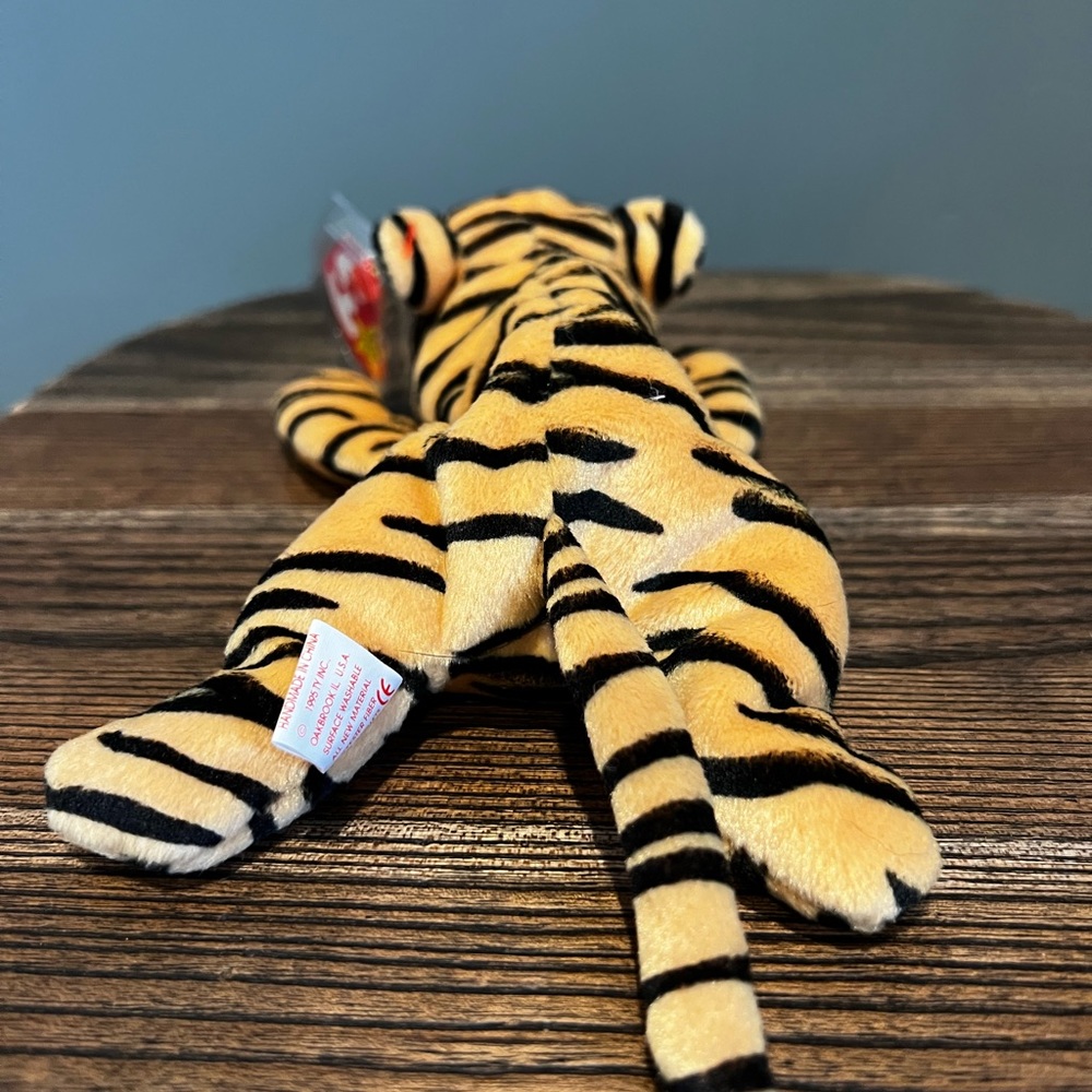 3 Beanie Babies, TY, NWT, Collectable, Vintage,☘️, Dublin,Stripes,Ants - Picture 3 of 10